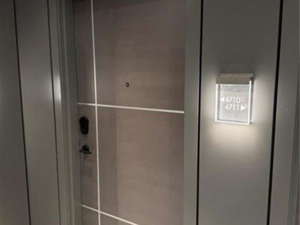 100 DALHOUSIE Street, Unit 4710, Toronto, ON M5B0C7