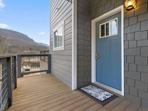 21808 River Canyon Road, Chattanooga, TN 37405