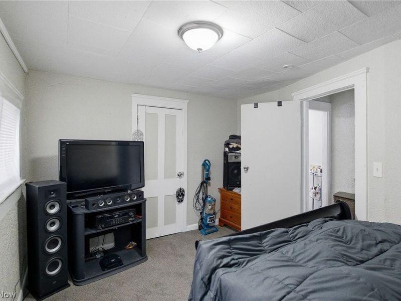 16333 Miles Avenue, Cleveland, OH 44128 Photo 19