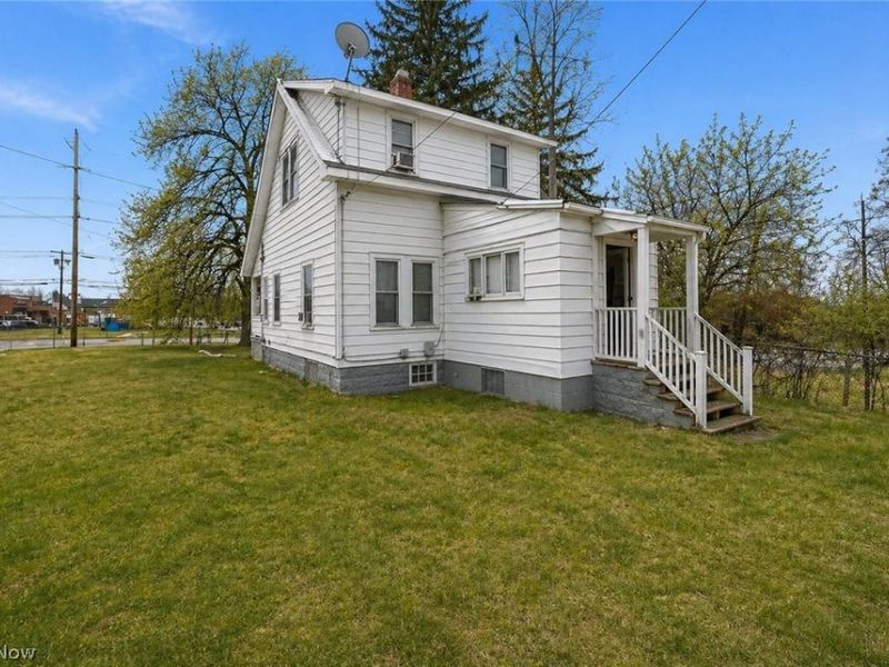 16333 Miles Avenue, Cleveland, OH 44128 Photo 2