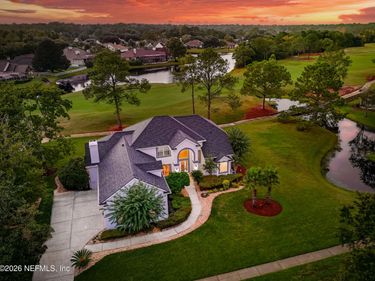 10082 CHESTER LAKE Road E, Jacksonville, FL 32256