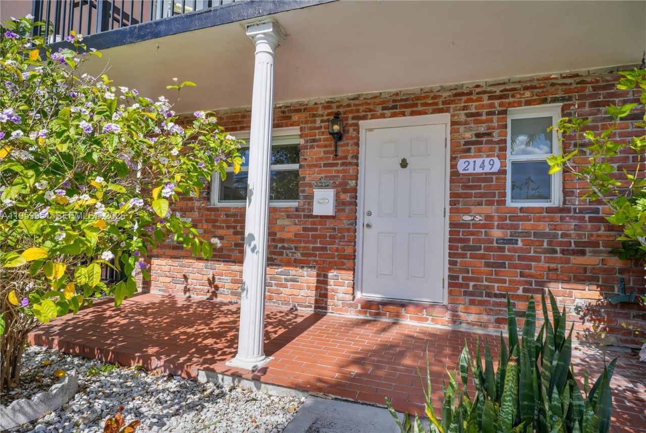 2149 NE 122nd St, Unit 2149, North Miami, FL 33181 Photo
