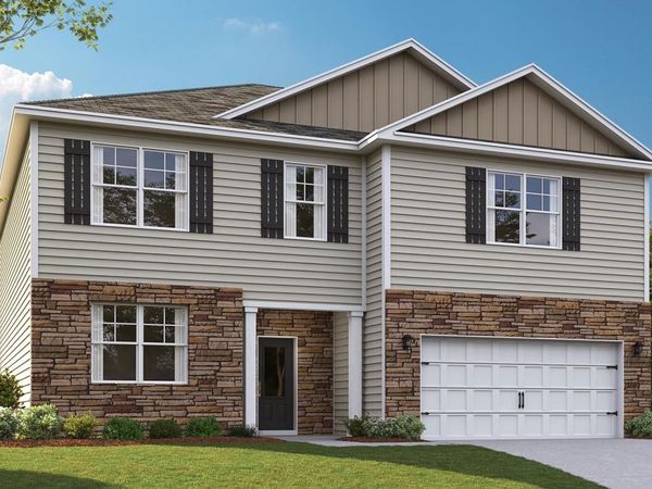 521 Villages at Hinds Creek Ln, Clinton, TN 37716