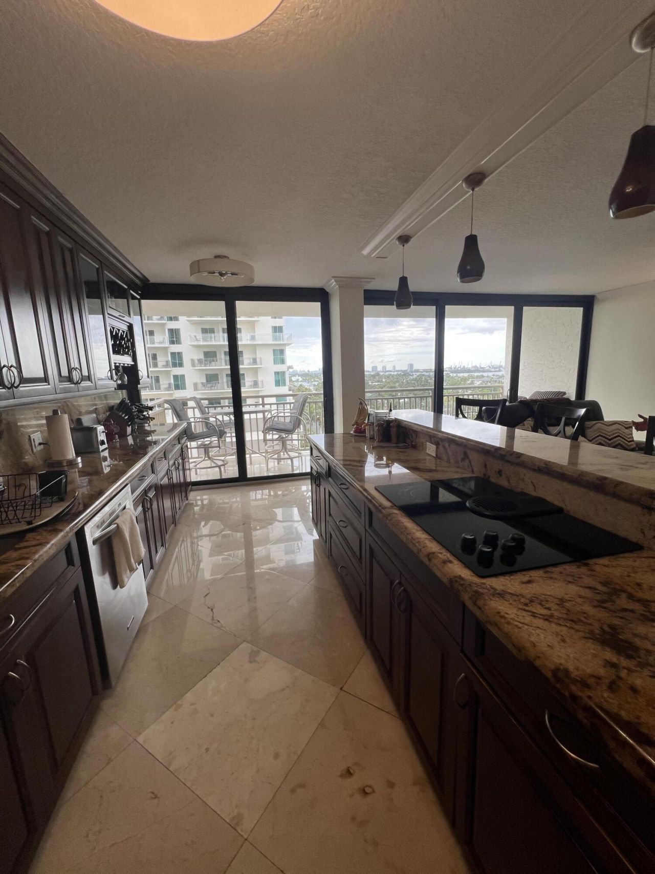 3400 N Ocean Drive, Unit 906, Singer Island, FL 33404 Photo