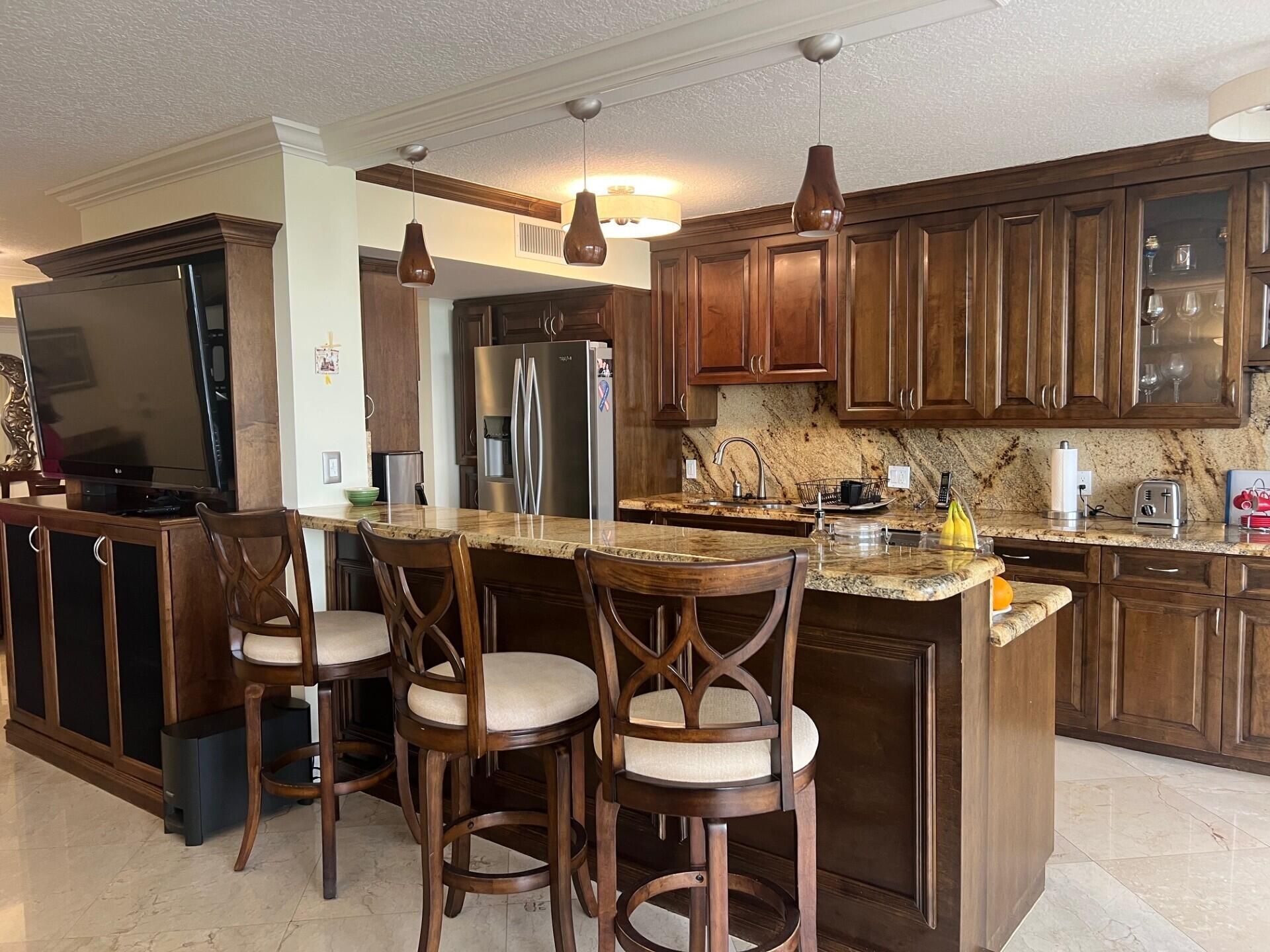 3400 N Ocean Drive, Unit 906, Singer Island, FL 33404 Photo