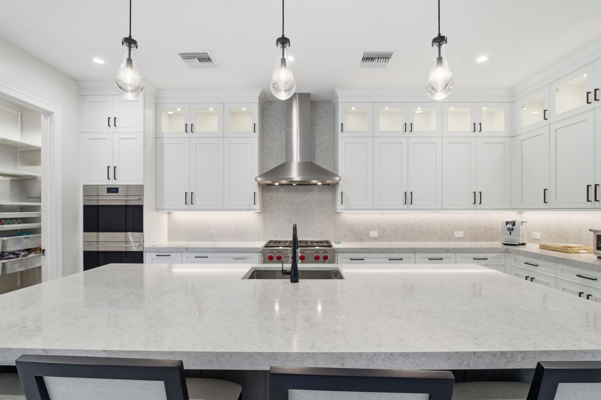 10200 SE Sandpine Lane, Hobe Sound, FL 33455 Photo