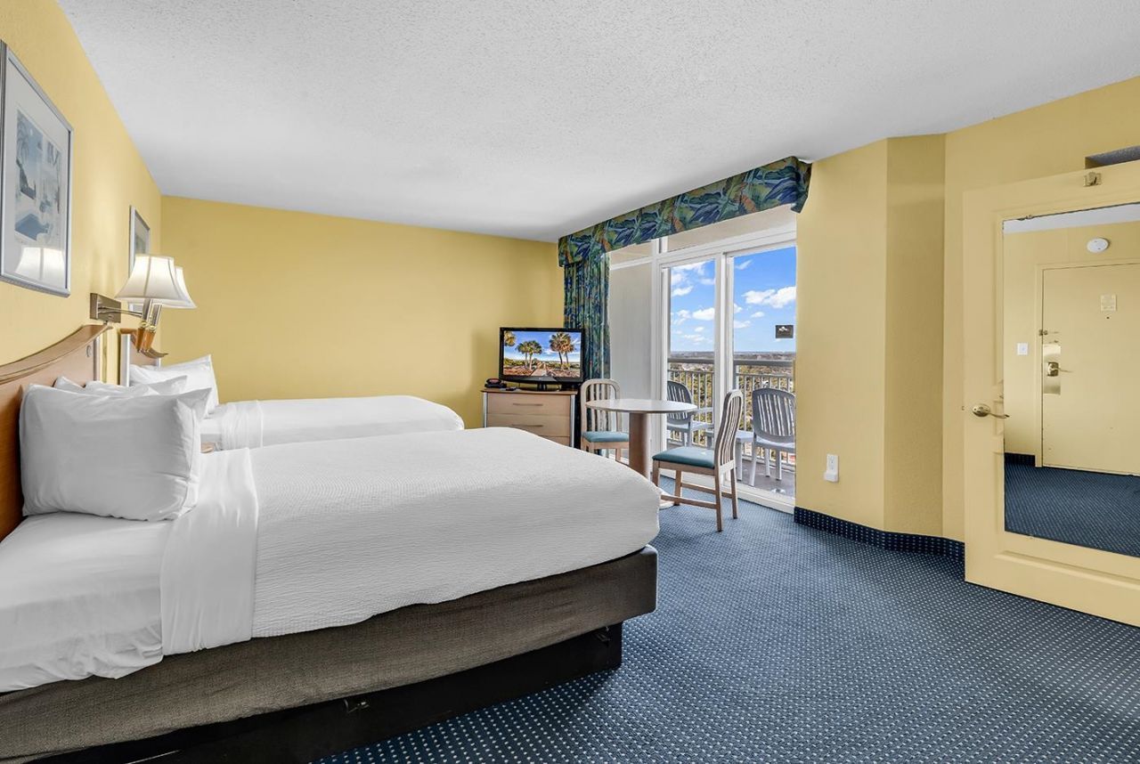 2701 S Ocean Blvd. Photo 4