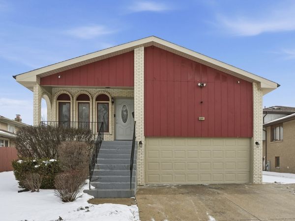 15641 Cottage Grove Avenue, Dolton, IL 60419