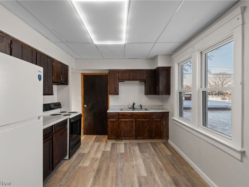 301 E Voris Street, Akron, OH 44311 Photo 10