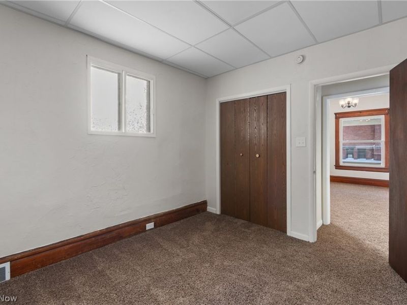 301 E Voris Street, Akron, OH 44311 Photo 18