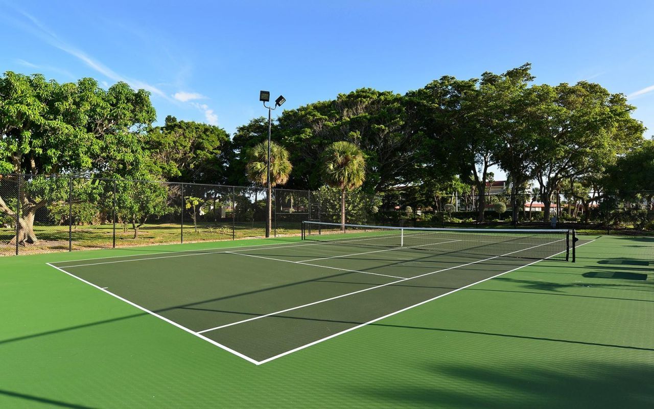 4835 Gulf Of Mexico Drive, Unit 106, Longboat Key, FL 34228 Photo