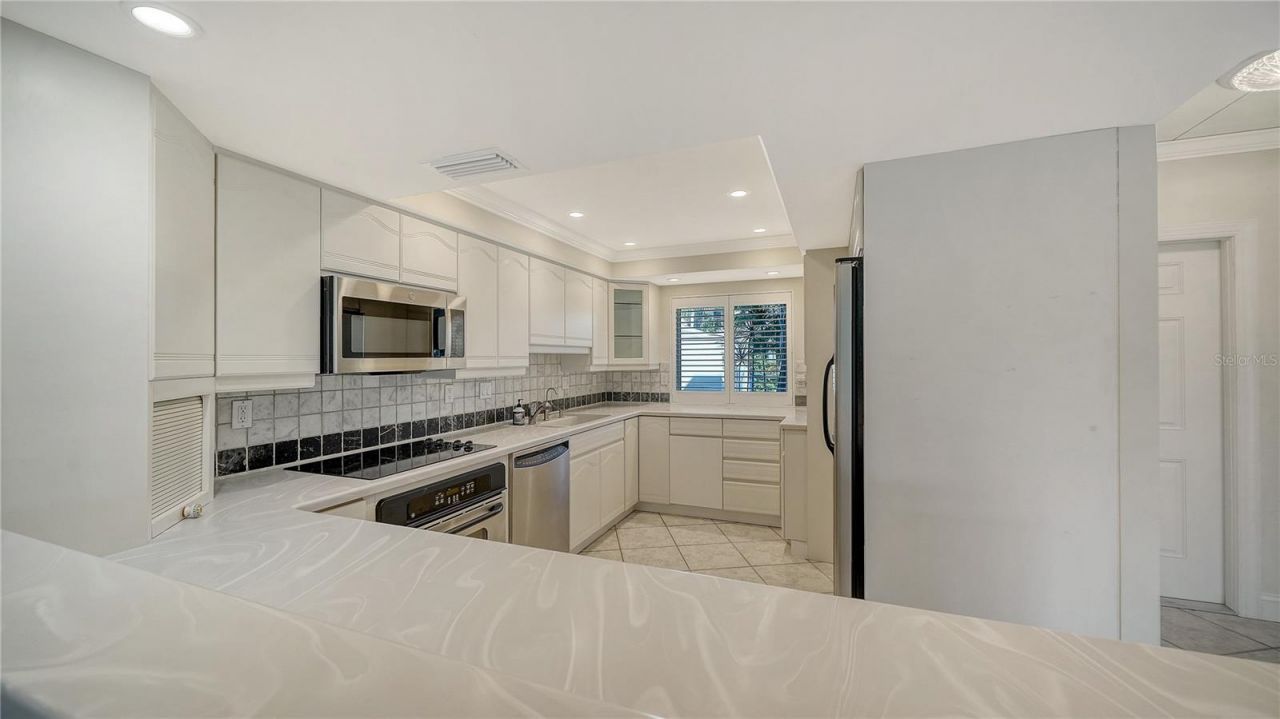 4835 Gulf Of Mexico Drive, Unit 106, Longboat Key, FL 34228 Photo