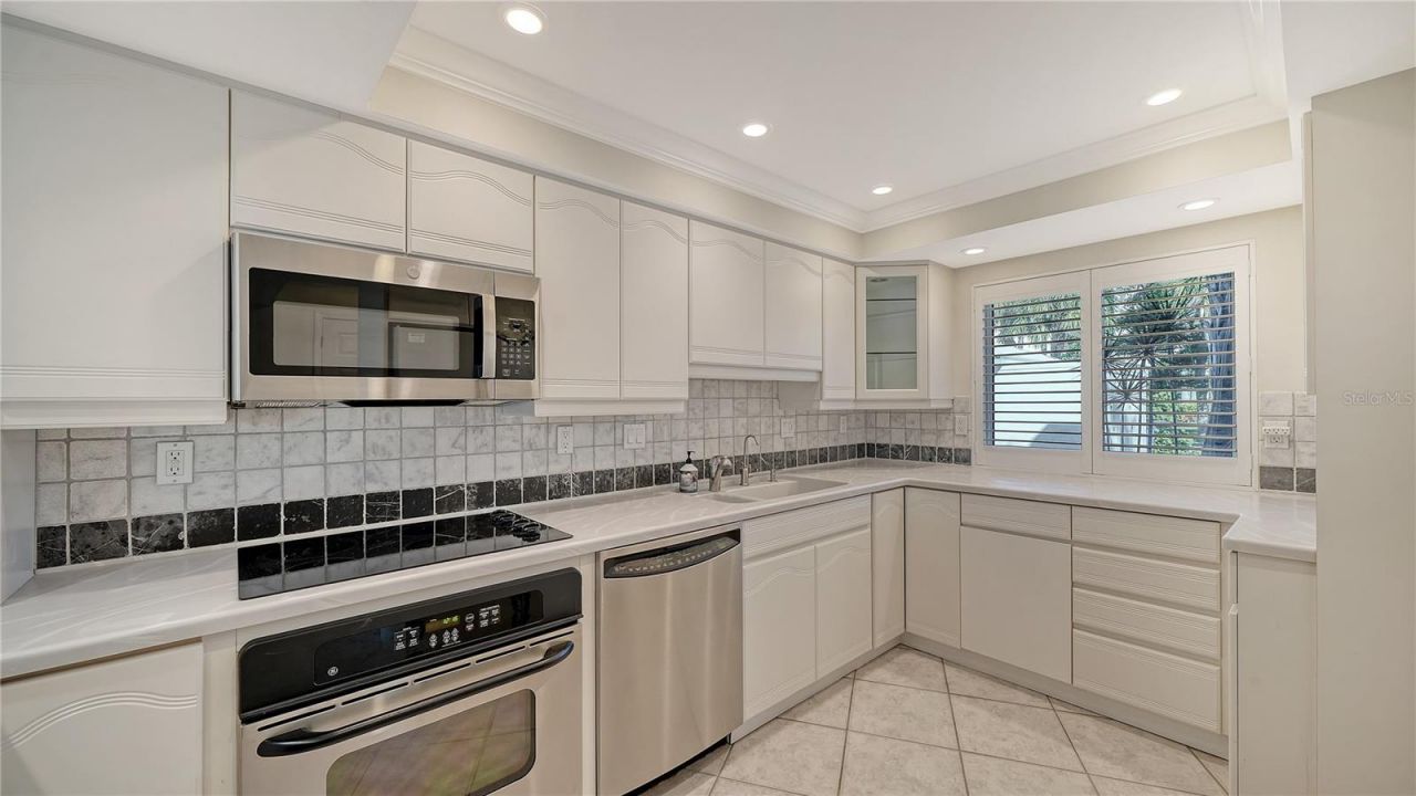 4835 Gulf Of Mexico Drive, Unit 106, Longboat Key, FL 34228 Photo