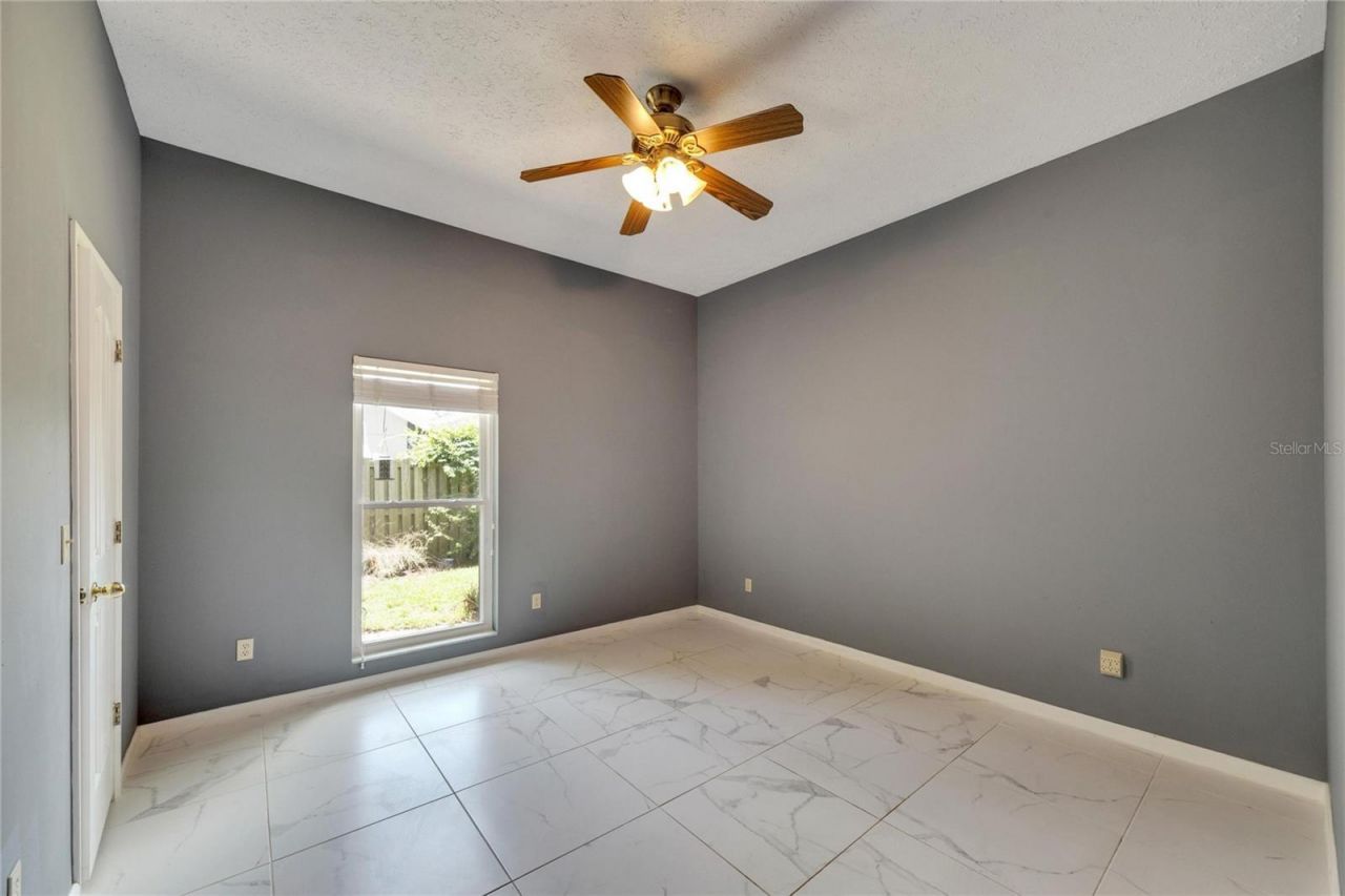 18006 Clear Lake Dr, Lutz, FL 33548 Photo