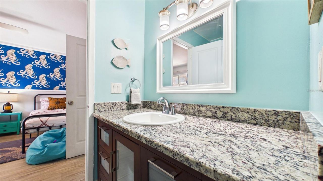 3675 41st Way S, Unit K, Saint Petersburg, FL 33711 Photo