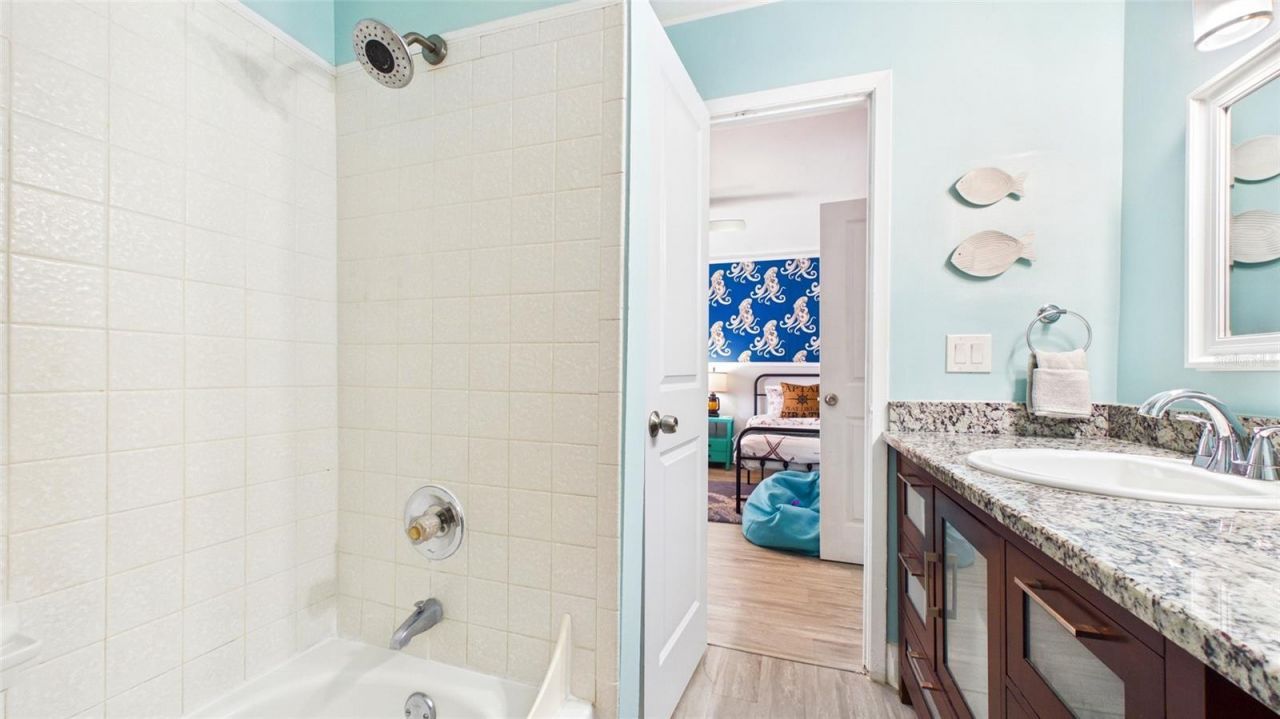 3675 41st Way S, Unit K, Saint Petersburg, FL 33711 Photo