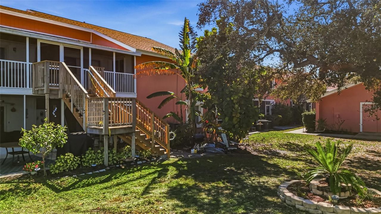 3675 41st Way S, Unit K, Saint Petersburg, FL 33711 Photo