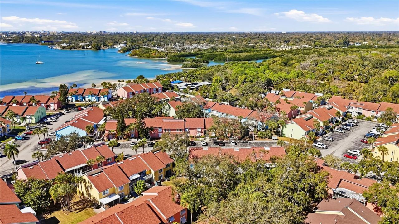 3675 41st Way S, Unit K, Saint Petersburg, FL 33711 Photo