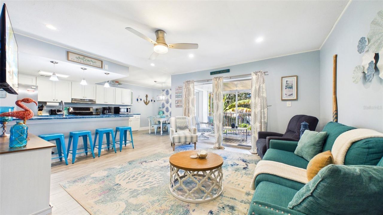 3675 41st Way S, Unit K, Saint Petersburg, FL 33711 Photo