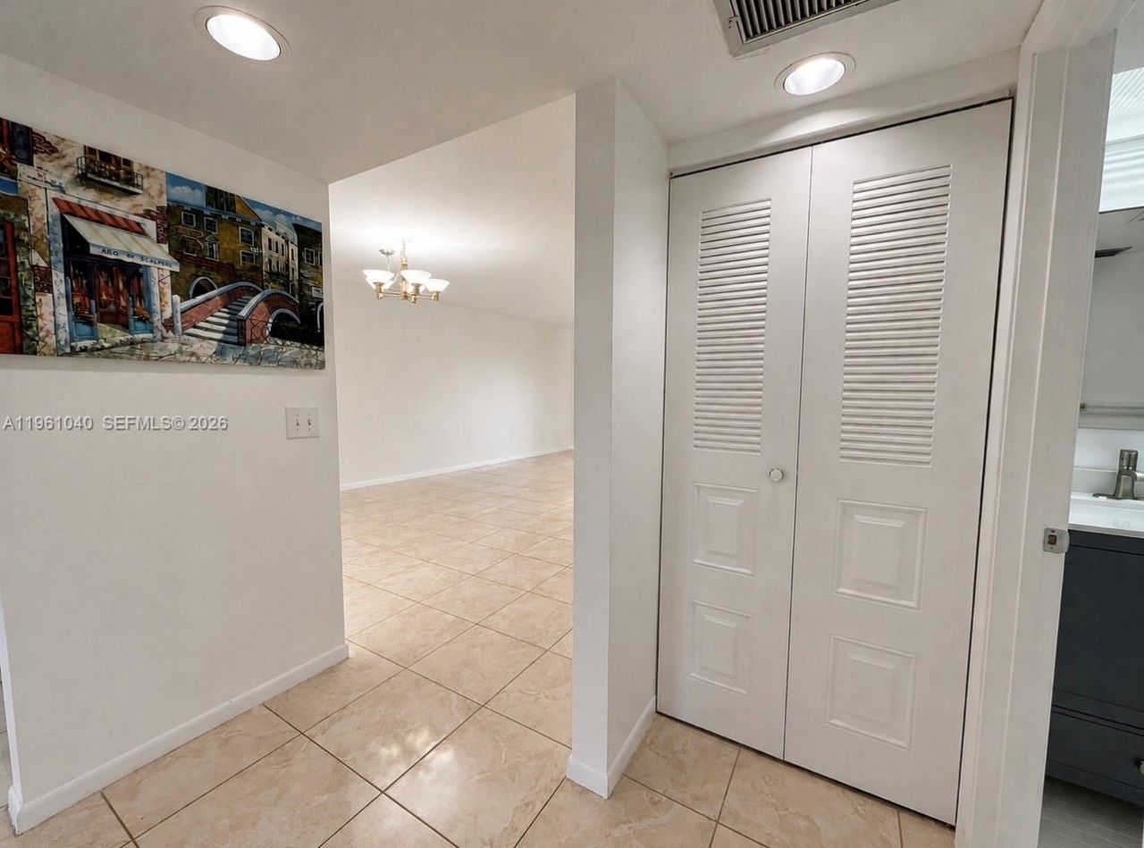 100 SW 130th Ter, Unit 109C, Pembroke Pines, FL 33027 Photo