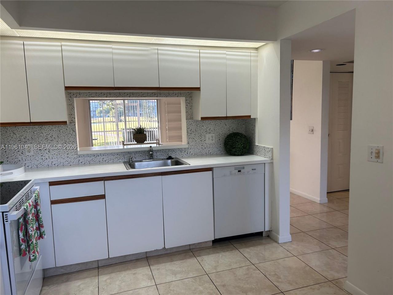 100 SW 130th Ter, Unit 109C, Pembroke Pines, FL 33027 Photo