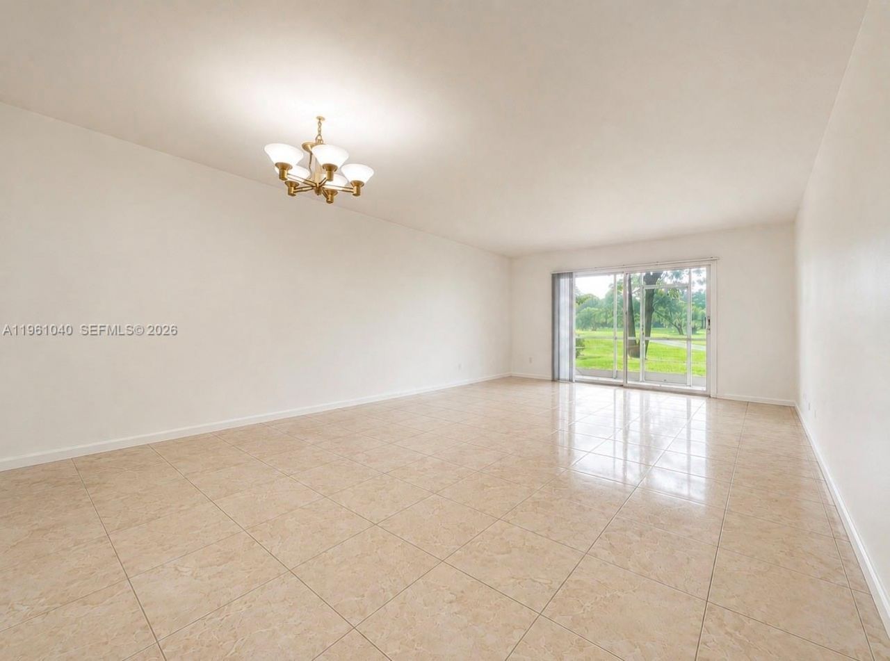 100 SW 130th Ter, Unit 109C, Pembroke Pines, FL 33027 Photo