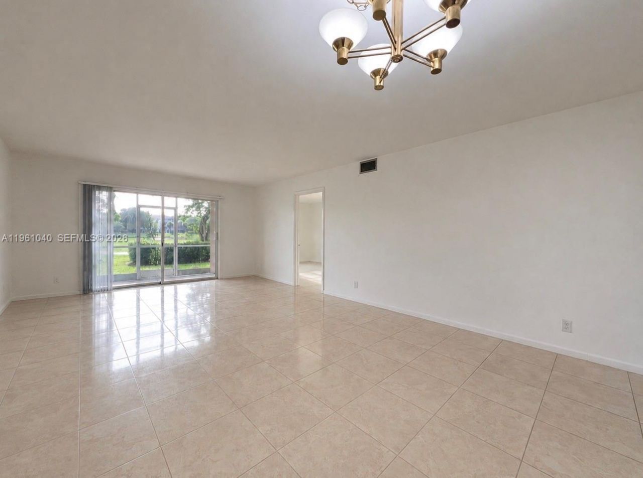 100 SW 130th Ter, Unit 109C, Pembroke Pines, FL 33027 Photo