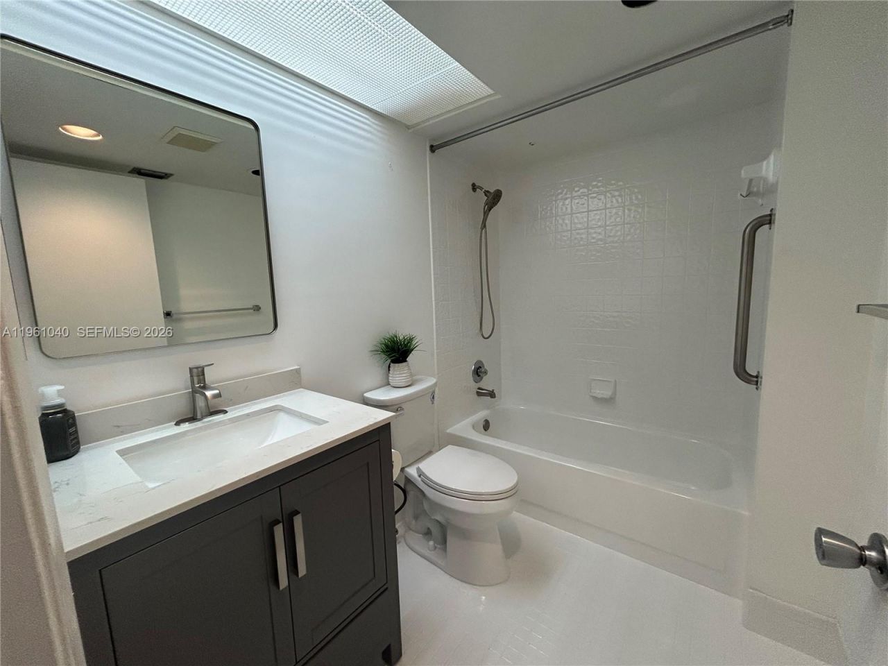 100 SW 130th Ter, Unit 109C, Pembroke Pines, FL 33027 Photo