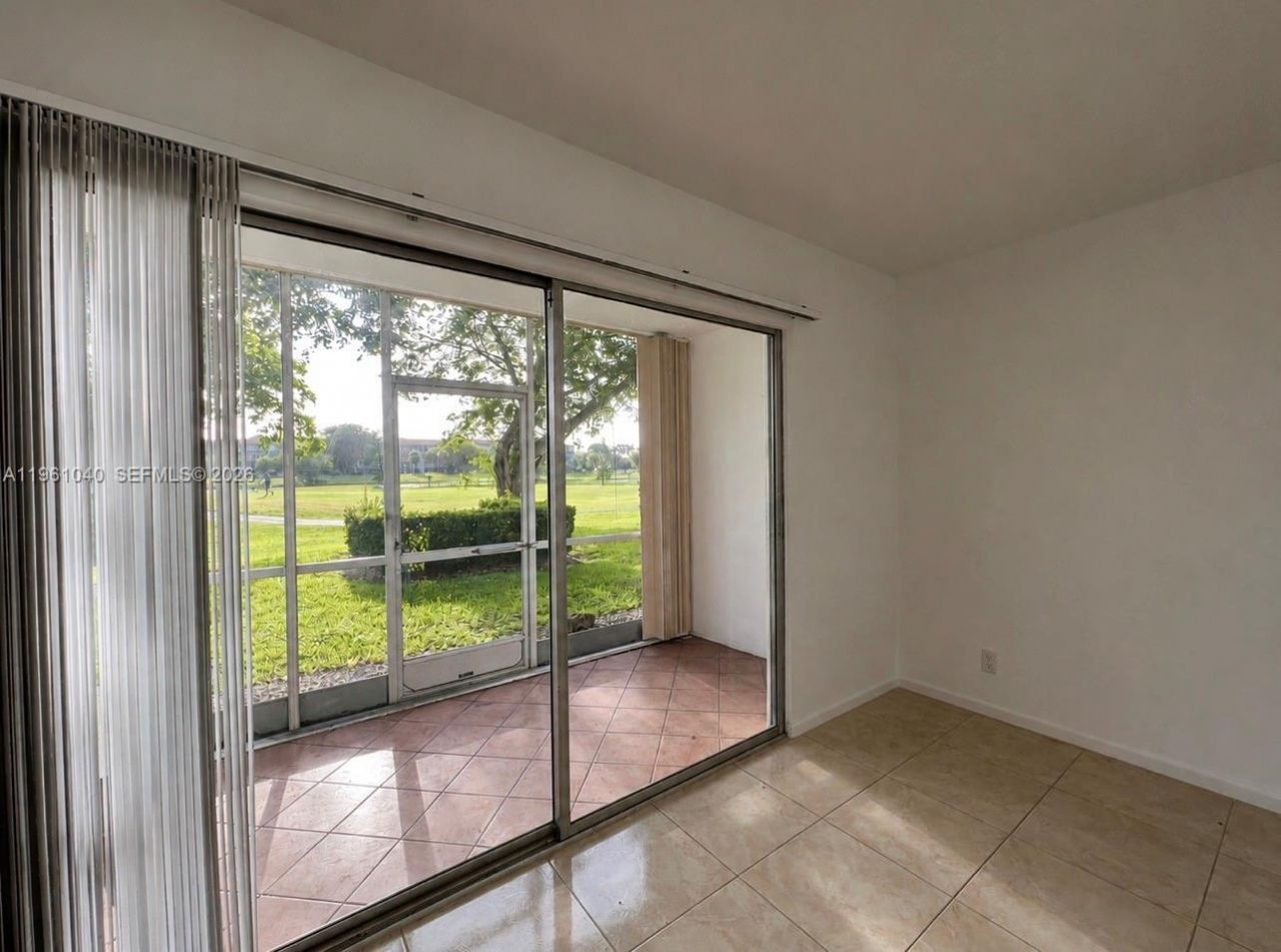 100 SW 130th Ter, Unit 109C, Pembroke Pines, FL 33027 Photo