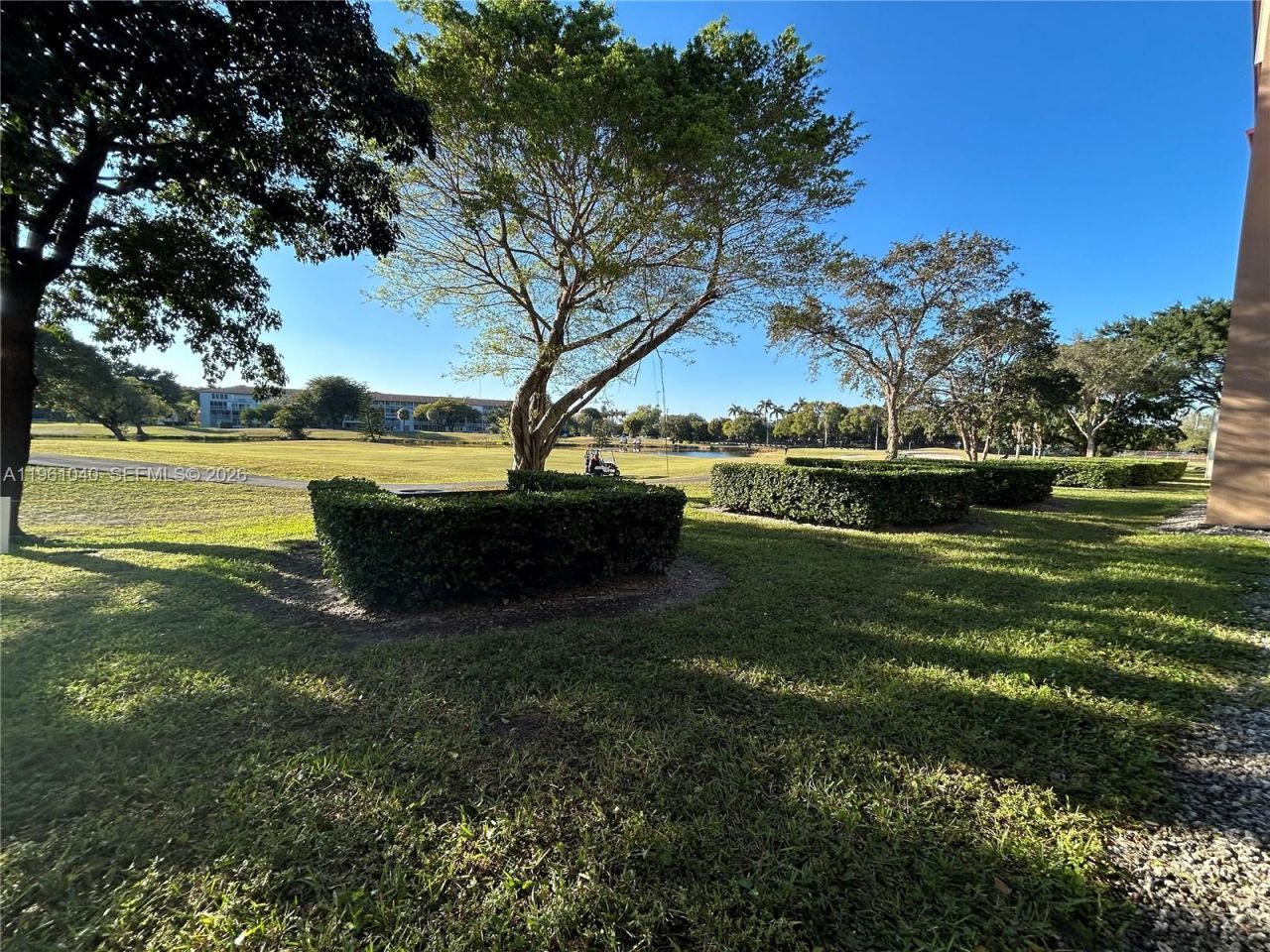 100 SW 130th Ter, Unit 109C, Pembroke Pines, FL 33027 Photo