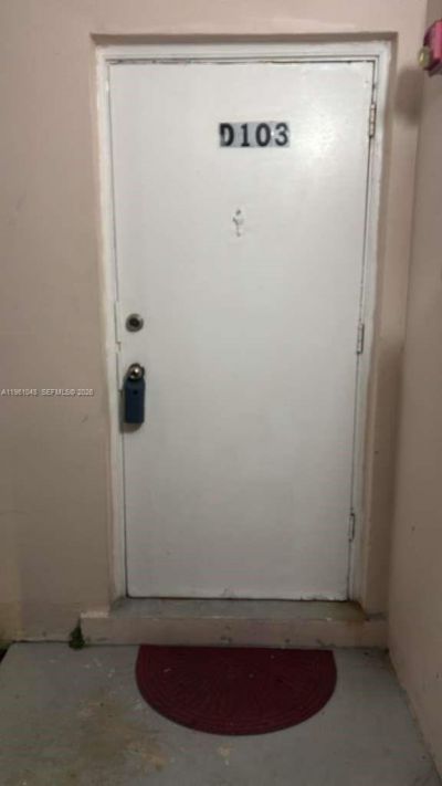 7430 SW 82nd St, Unit D103, Miami, FL 33143 Photo
