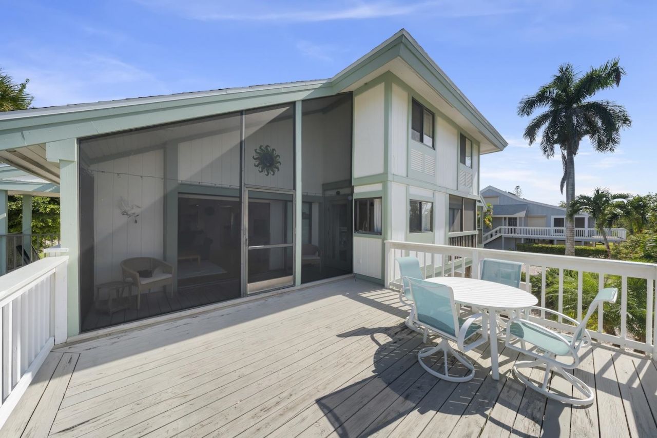 984 Greenwood Ct S, Sanibel, FL 33957 Photo