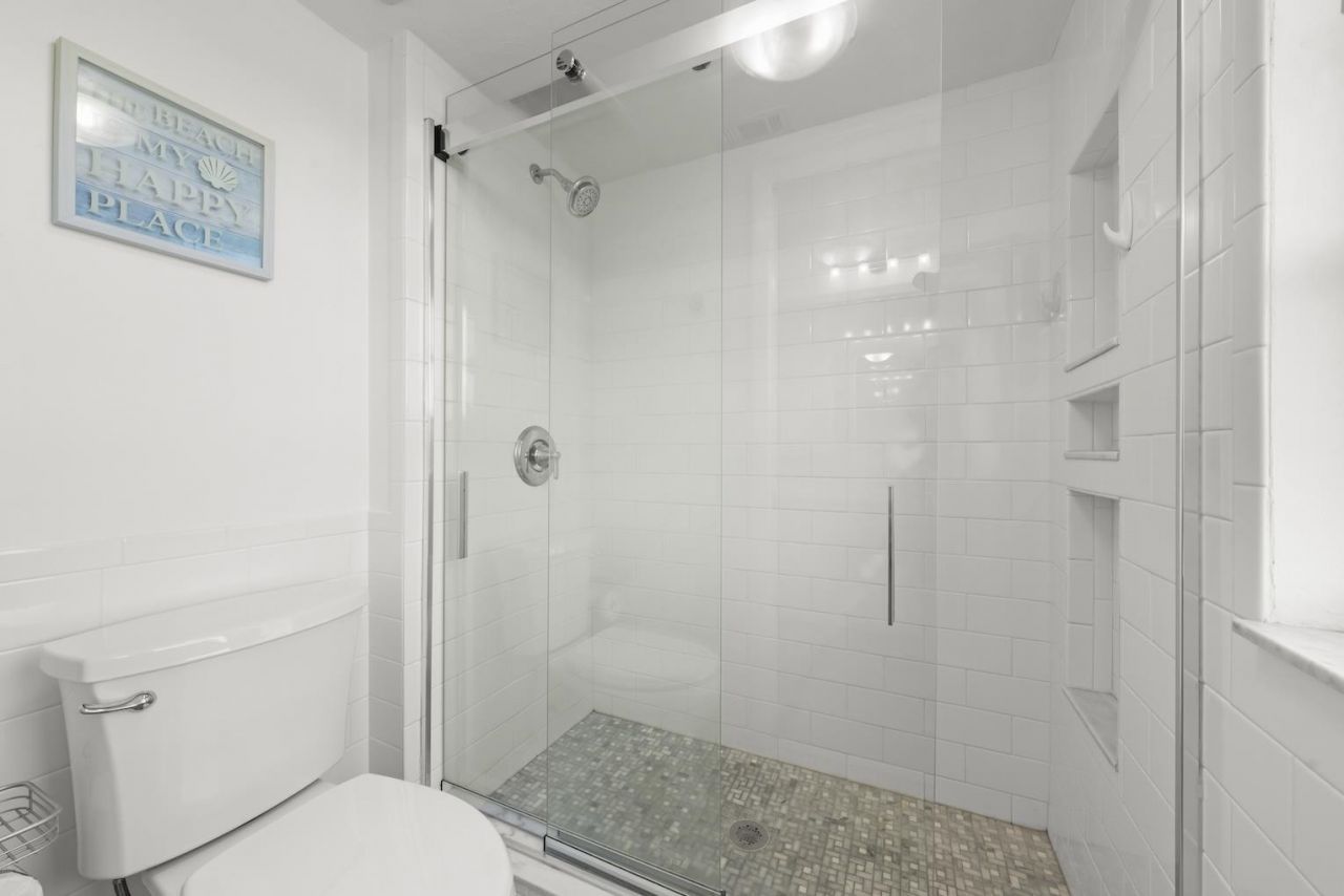 984 Greenwood Ct S, Sanibel, FL 33957 Photo