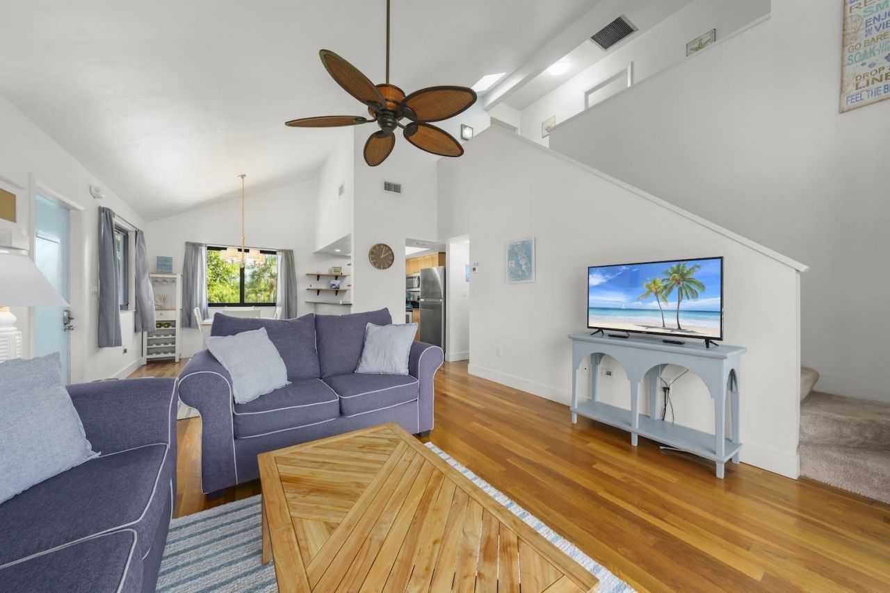 984 Greenwood Ct S, Sanibel, FL 33957 Photo