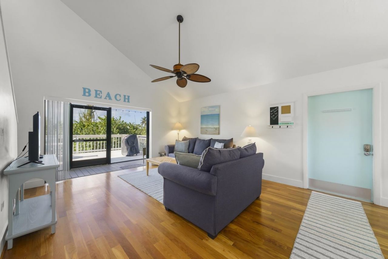 984 Greenwood Ct S, Sanibel, FL 33957 Photo