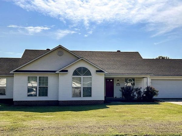 104 Janis Drive, Brookland, AR 72416