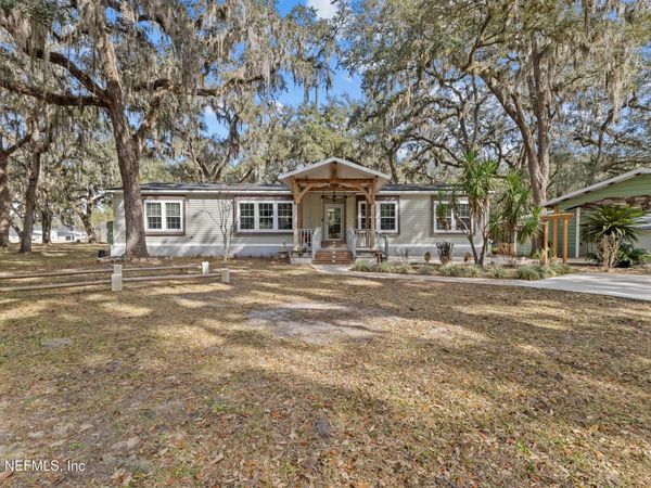 851 CAHOON Road N, Jacksonville, FL 32220