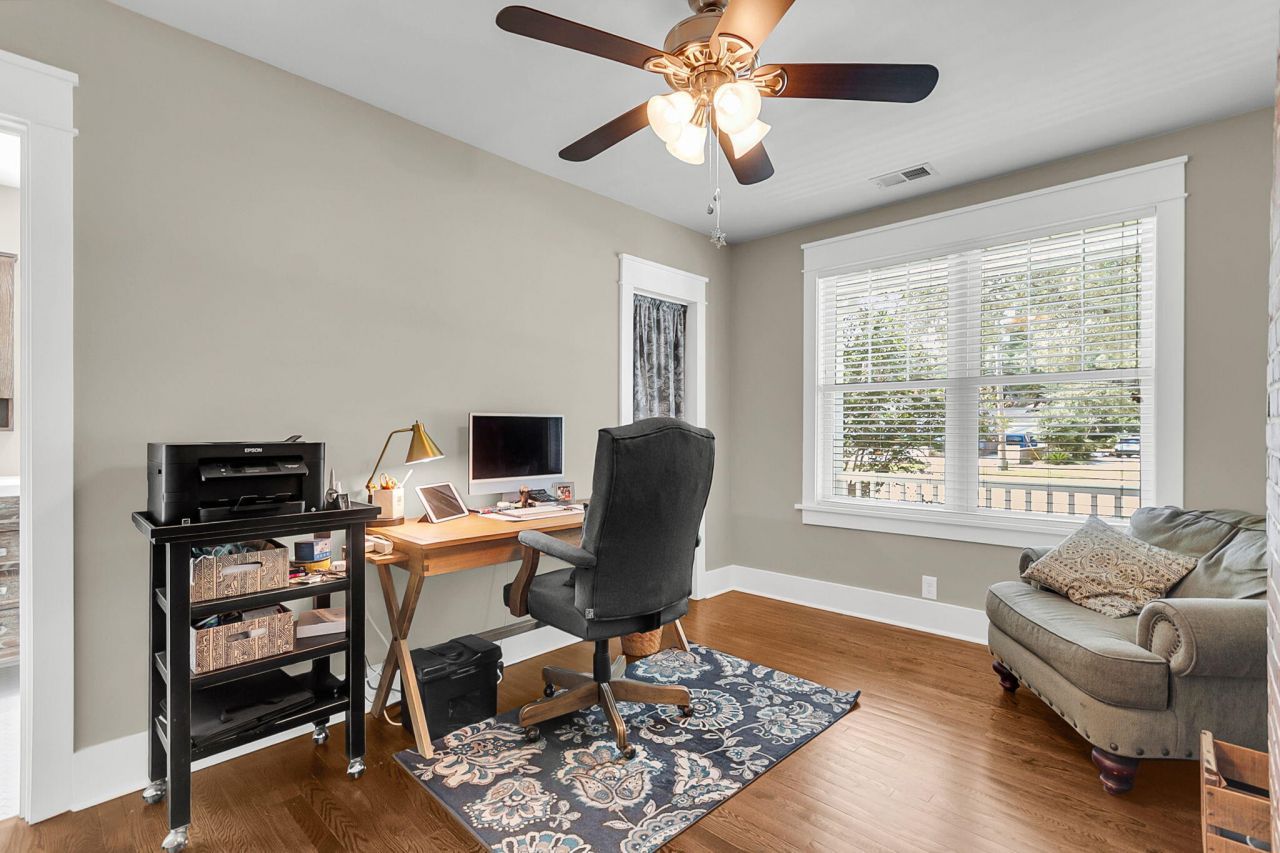 211 E Richardson Avenue Photo 11