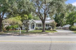 211 E Richardson Avenue photo 4