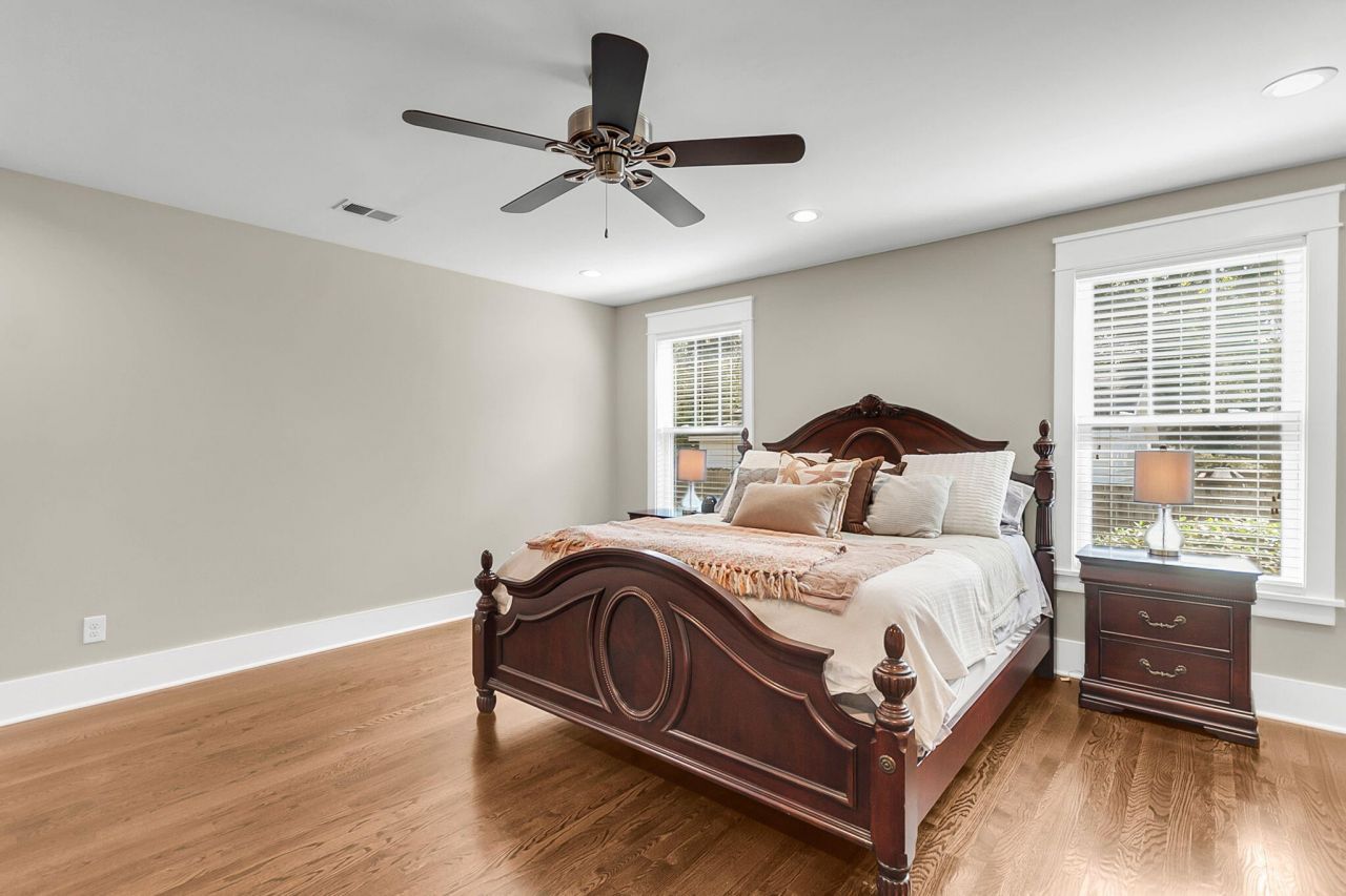 211 E Richardson Avenue Photo 30