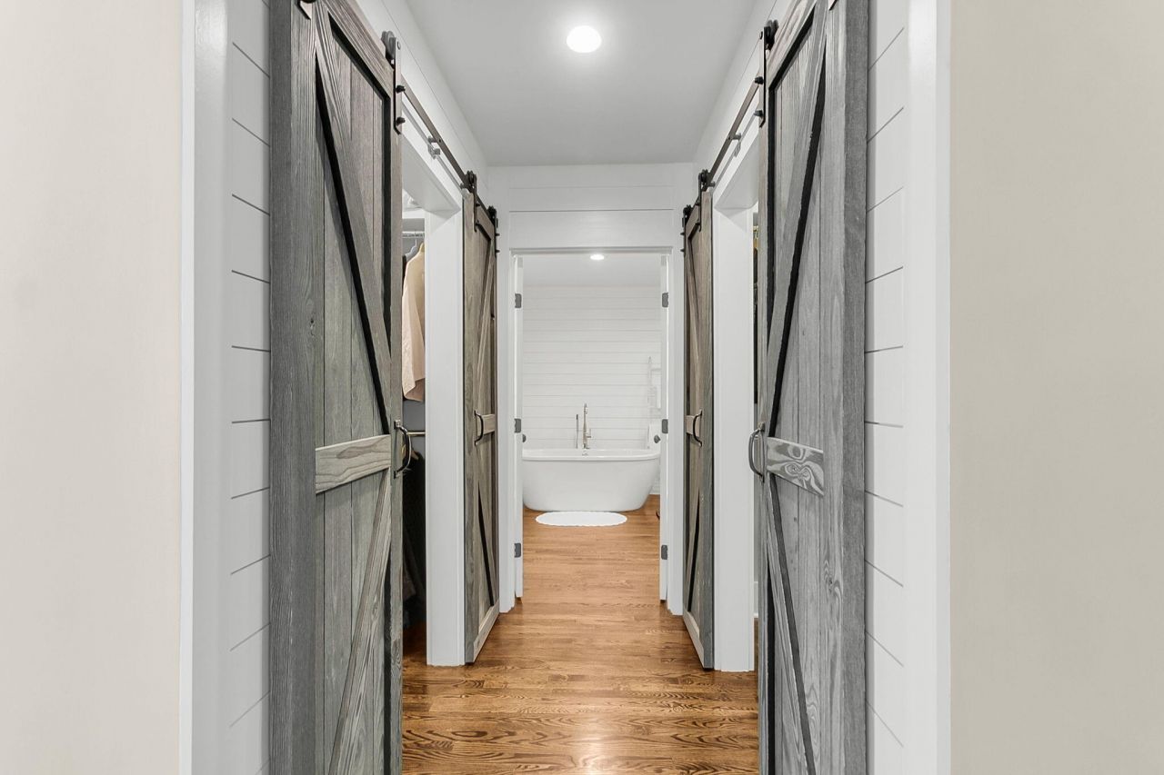 211 E Richardson Avenue Photo 32