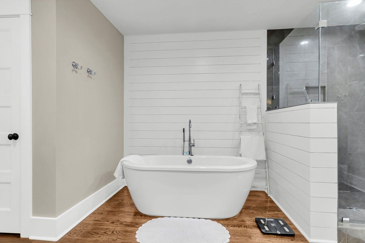 211 E Richardson Avenue Photo 35