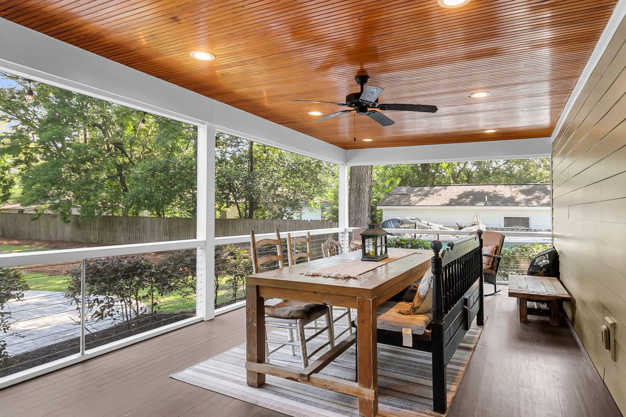 211 E Richardson Avenue Photo 47