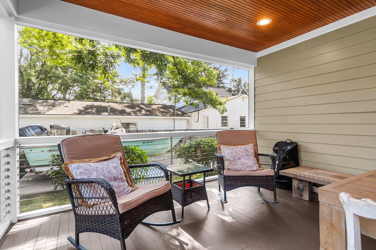 211 E Richardson Avenue Photo 50