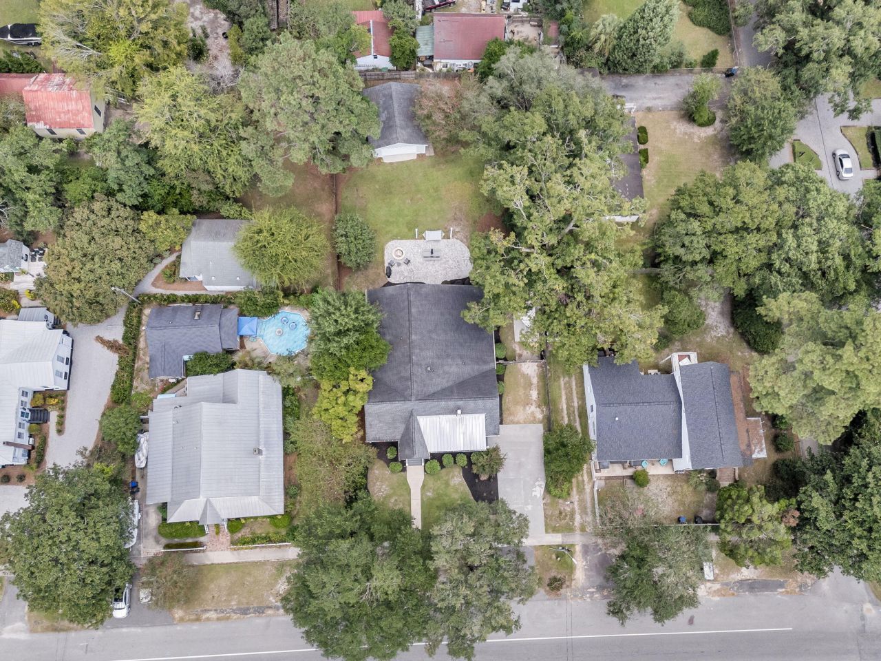 211 E Richardson Avenue Photo 61