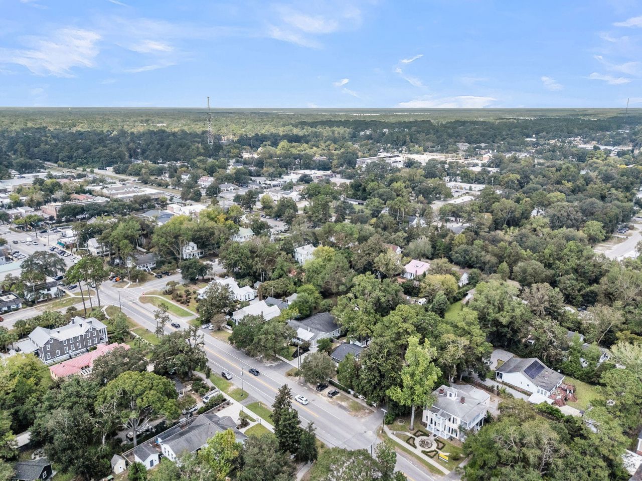 211 E Richardson Avenue Photo 63