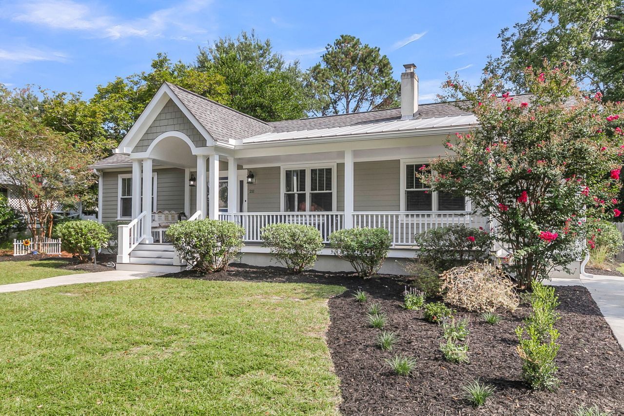 211 E Richardson Avenue Photo 73