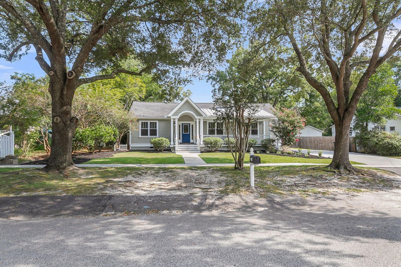 211 E Richardson Avenue Photo 74