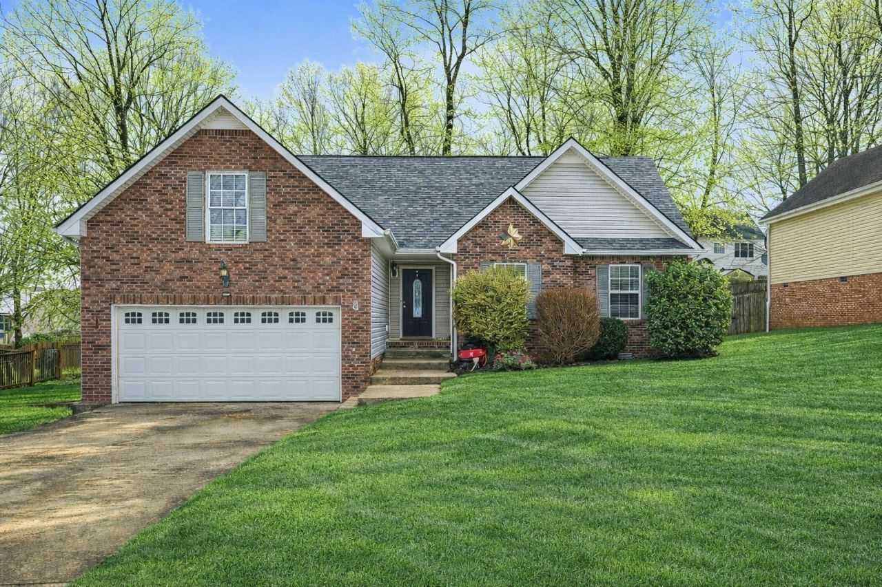 1669 Cedar Springs Cir, Clarksville, TN 37042 Main Photo