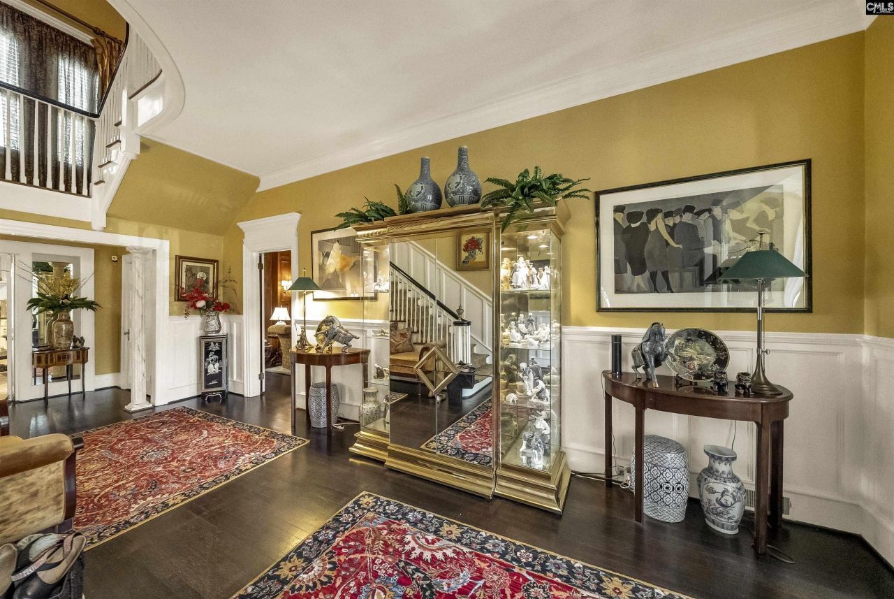 121 Saluda Avenue  Photo 11